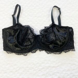 BUY 1 GET 1 FREE Victorias Secret Push Up With No Padding black velvet lace balc
